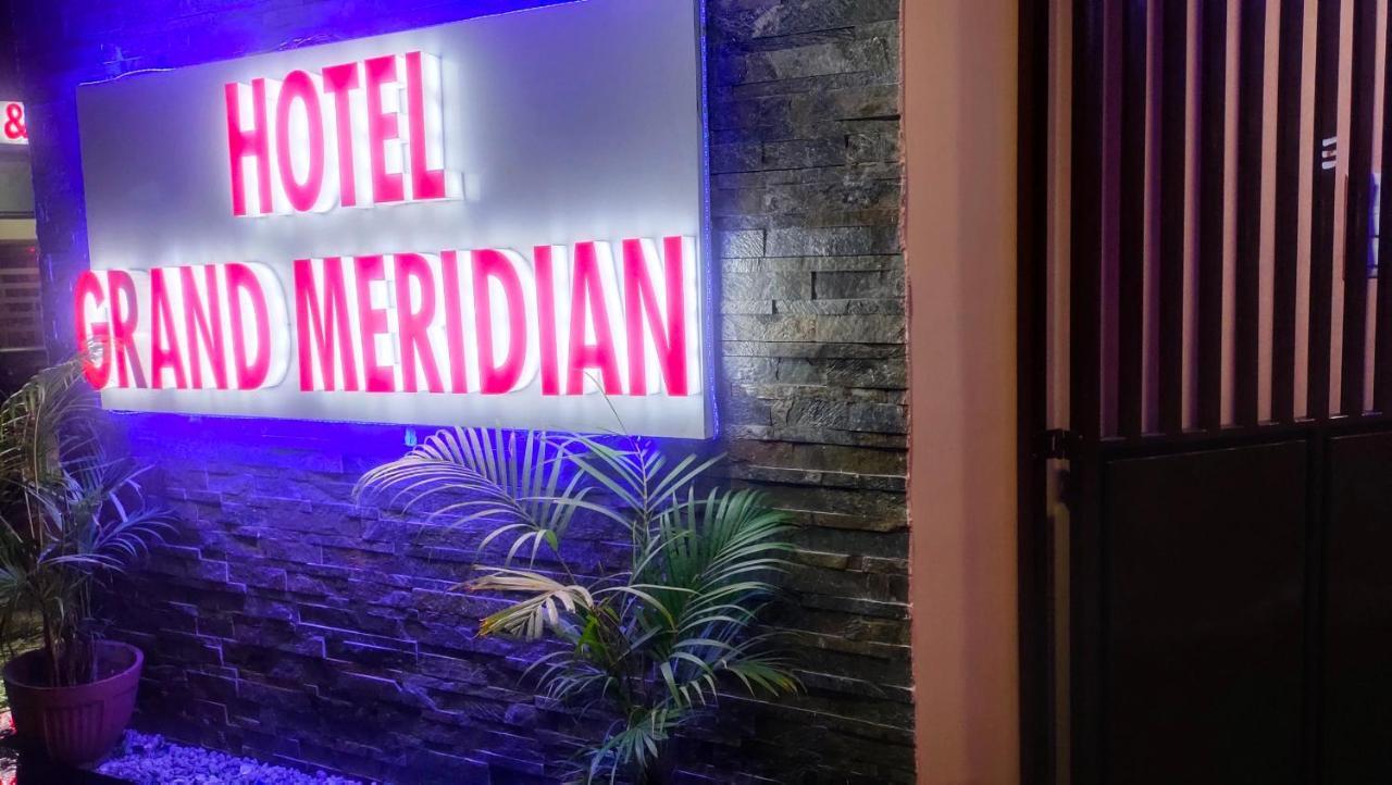 Hotel Grand Meridian Bengaluru Kültér fotó