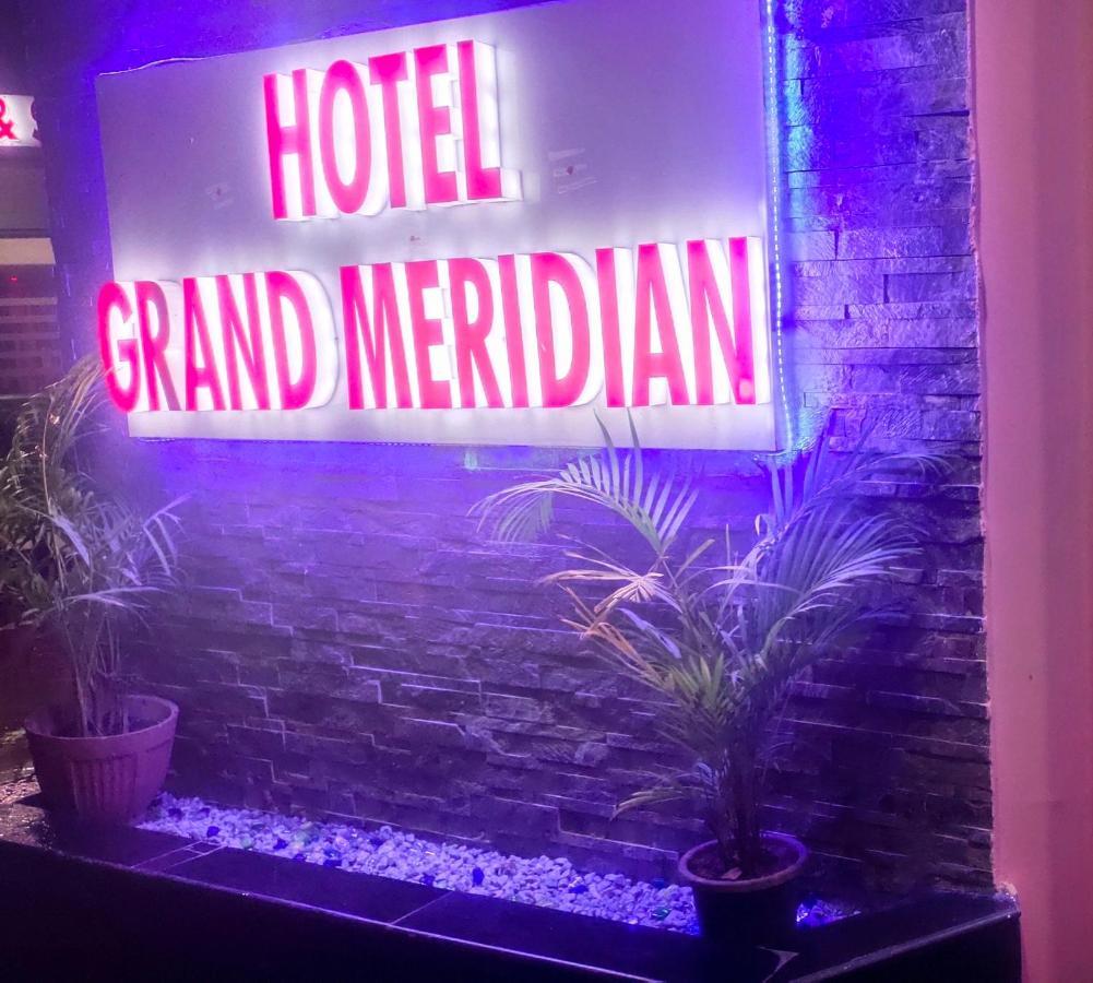 Hotel Grand Meridian Bengaluru Kültér fotó